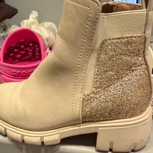 Beige Glitter Chelsea Boots